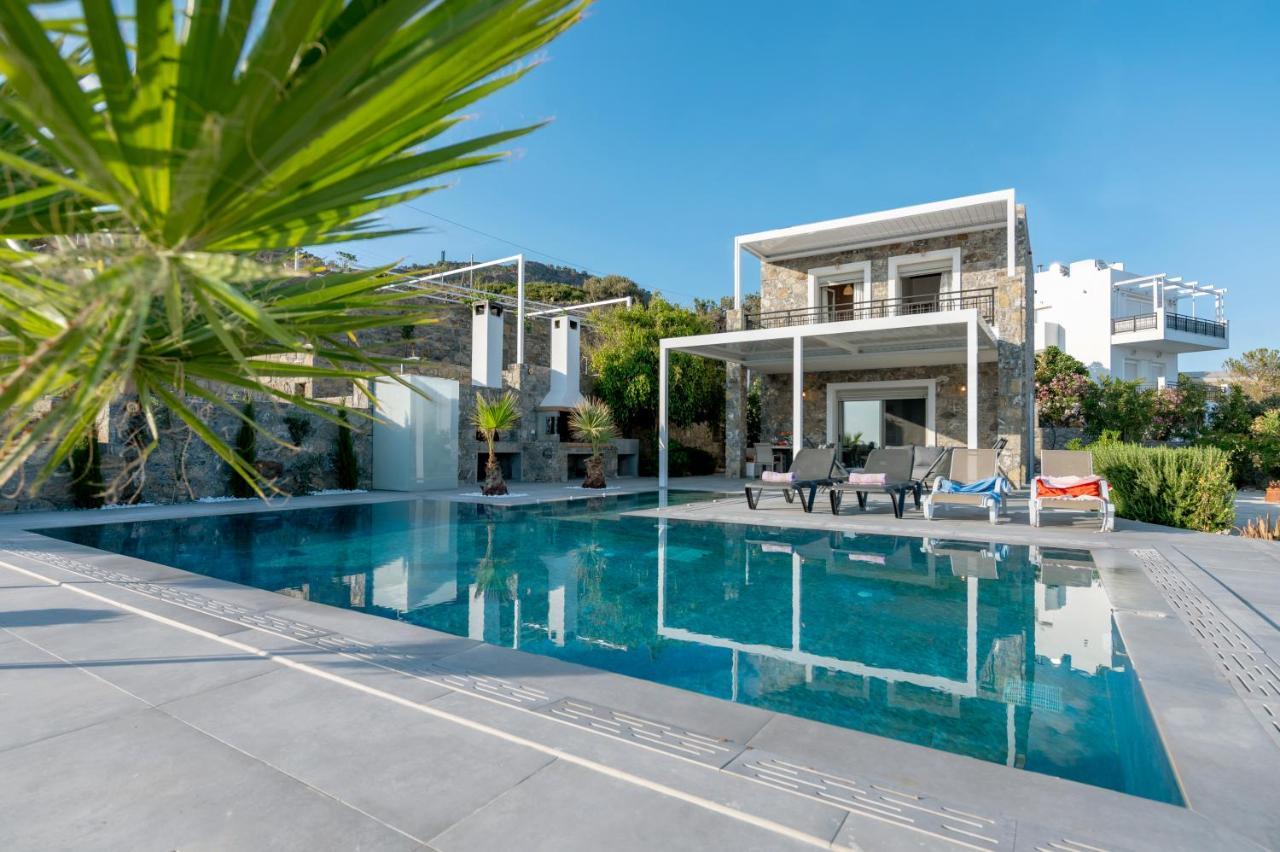 Achlia Beach Villa Екстер'єр фото