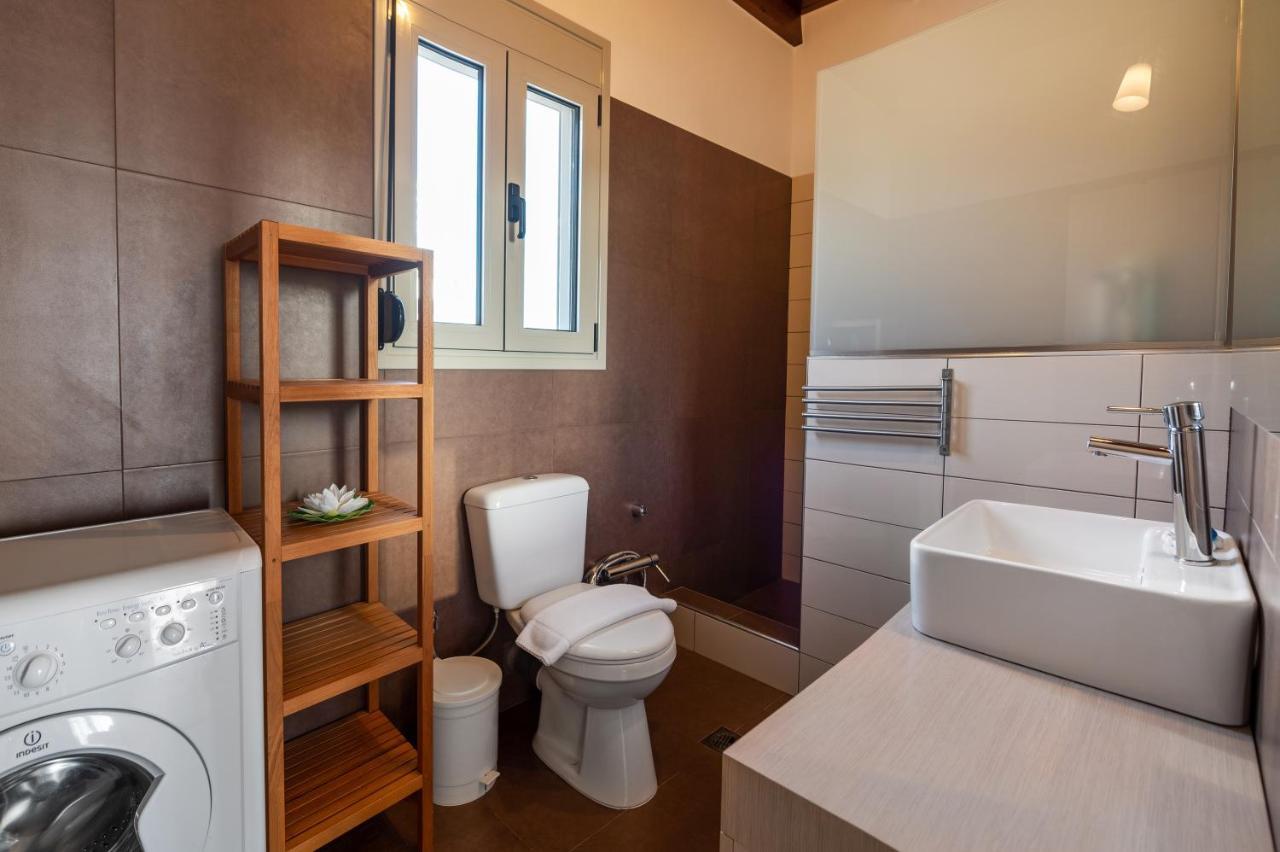 Achlia Beach Villa Екстер'єр фото
